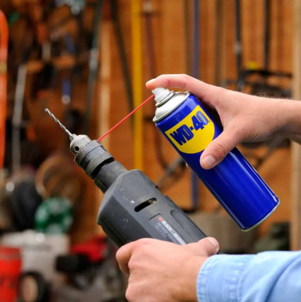 WD-40 330ml Multi-Use Aerosol Can - Image 4